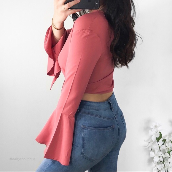 rose pink front tie bell sleeve crop top - Picture 4 of 4